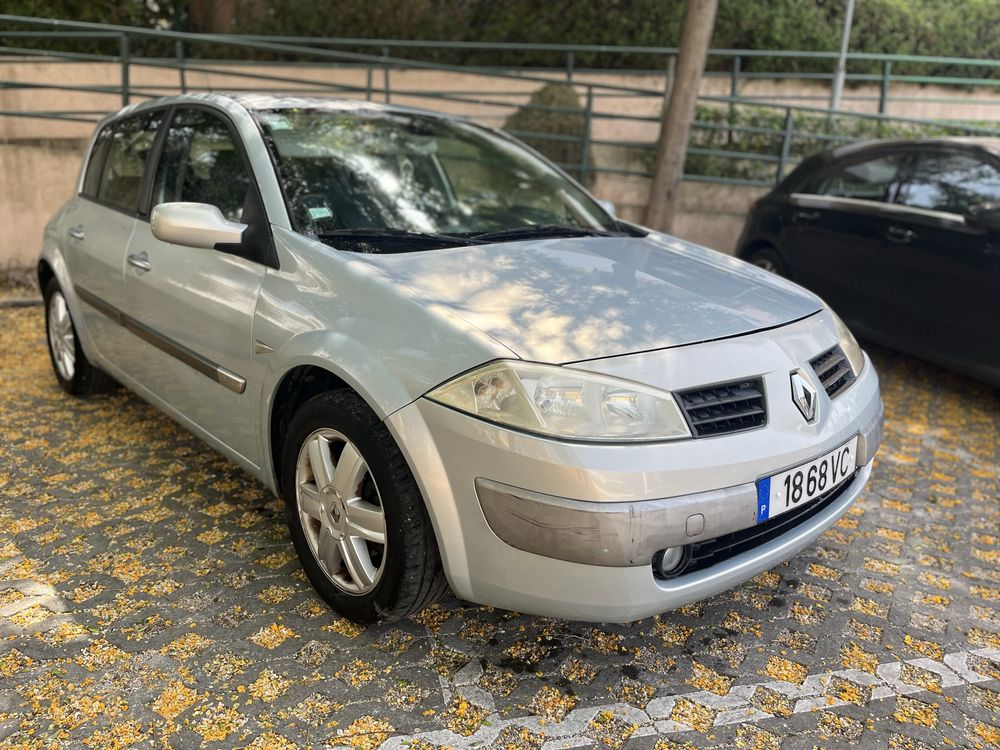 Renault Megane 1.5DCI 5 portas Gasoleo Ar condicionado