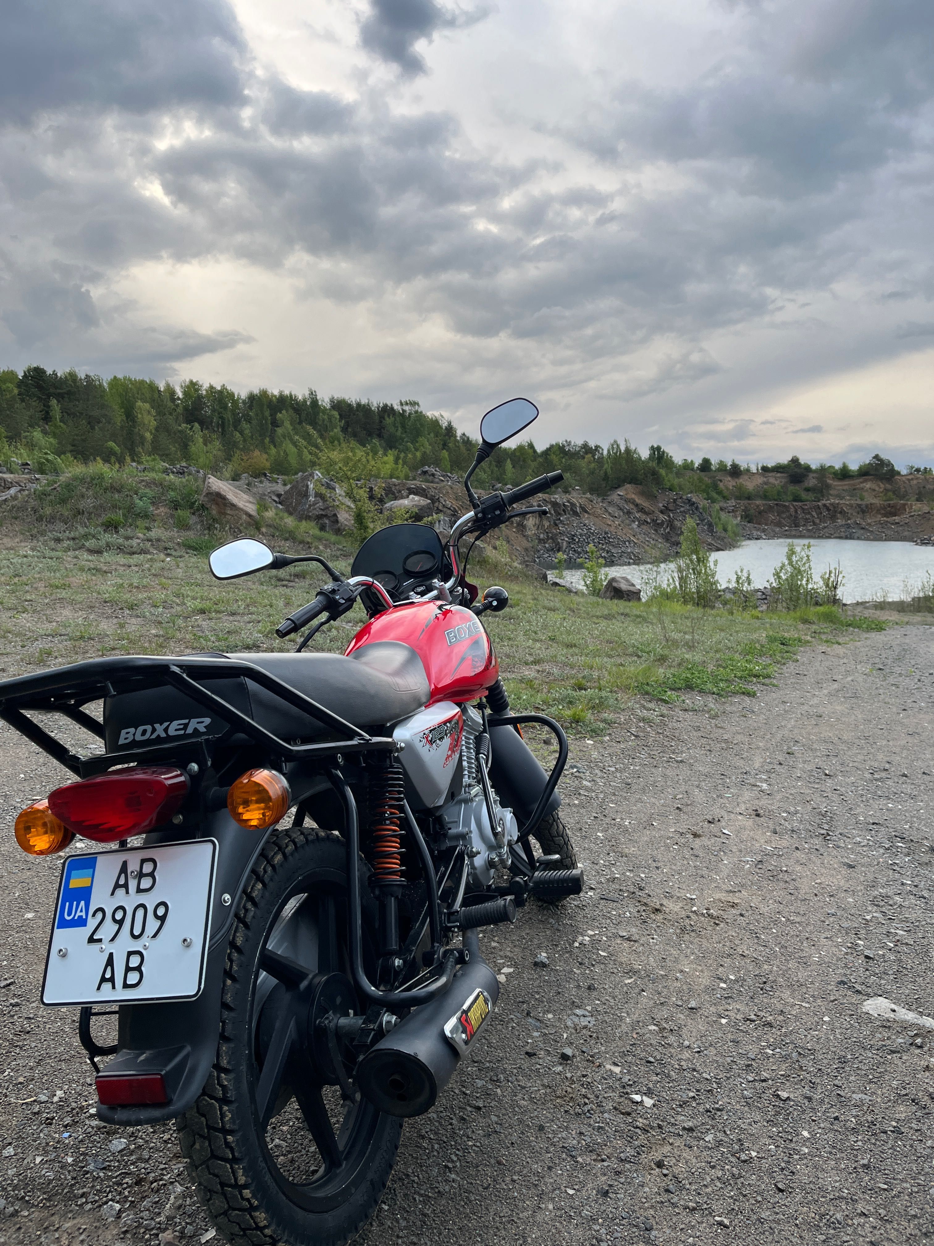 Продам Bajaj Boxer 125