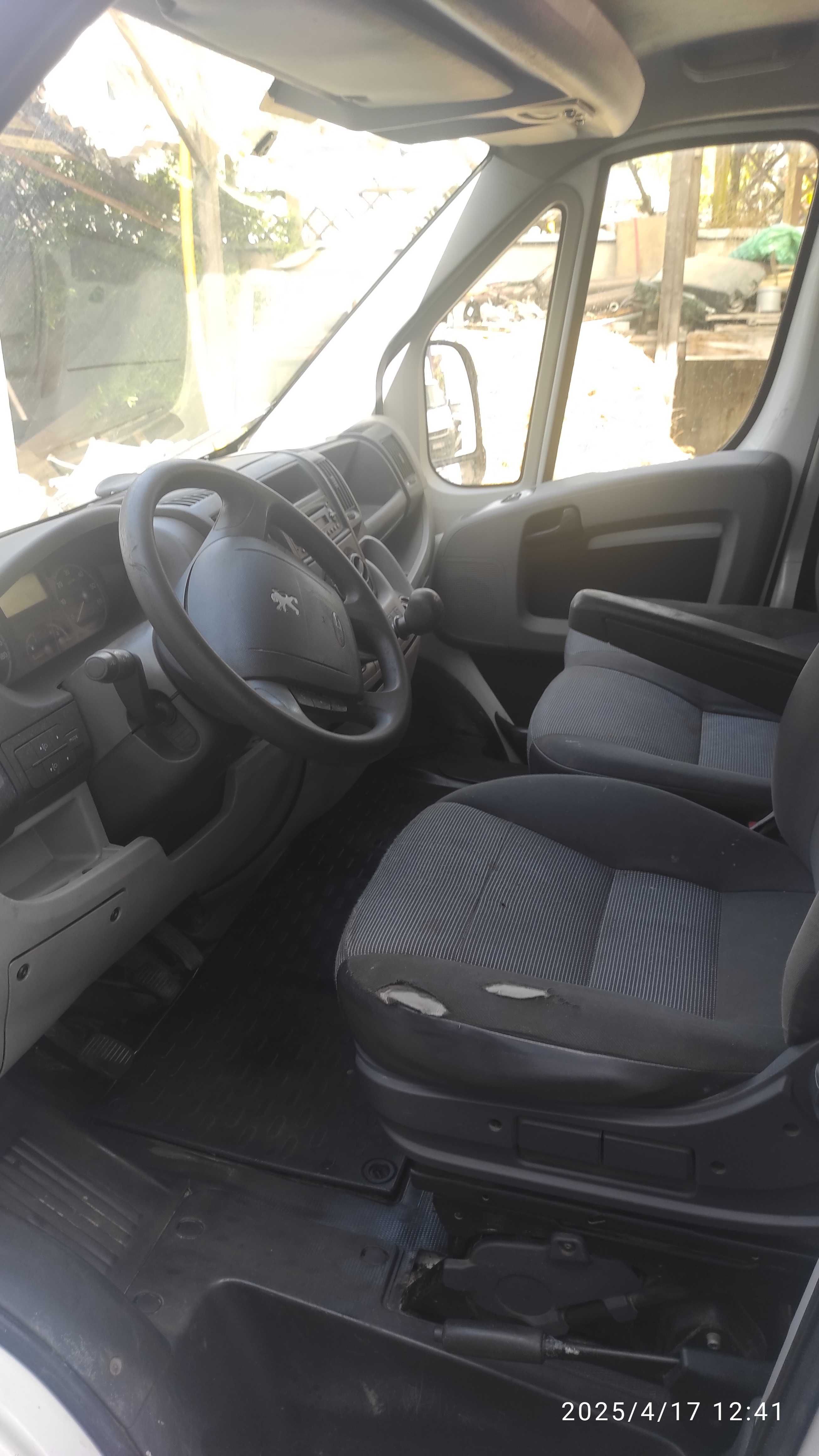 Peugeot Boxer 2009. Brygadowka 7 OSOBOWY.