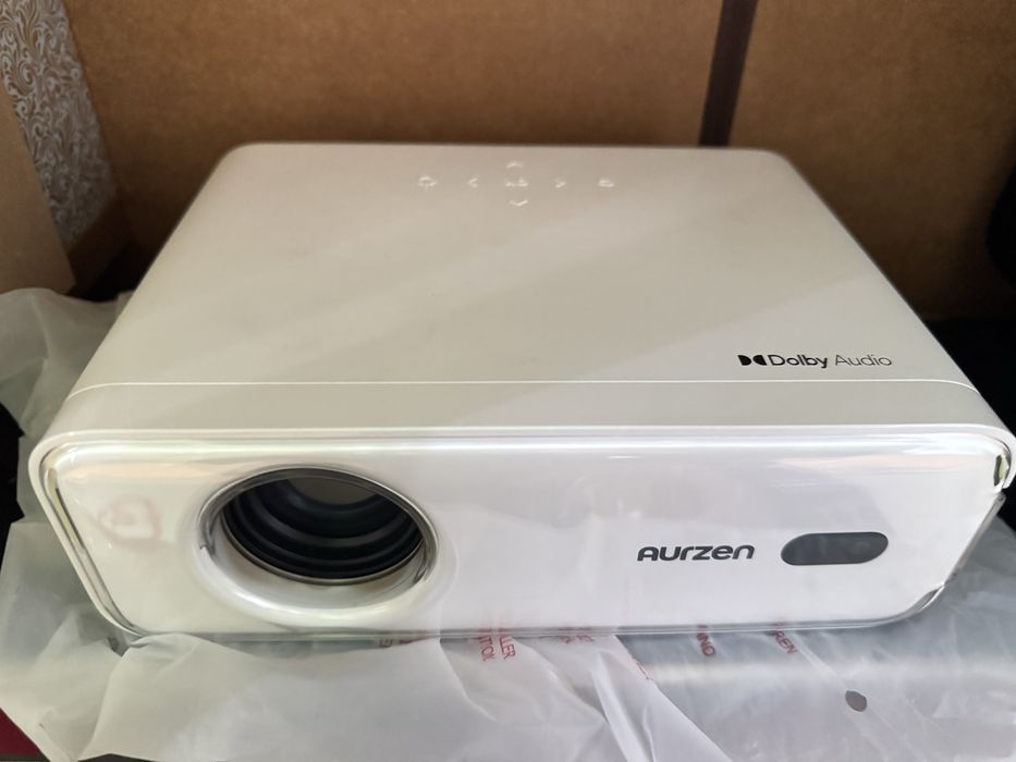 Проектор Aurzen Eazze D1