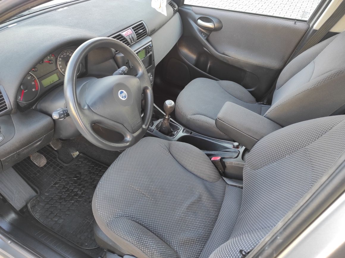 Fiat Stilo 1.6 Benz 2002r. 11 lat w jednych rękach Brak rdzy