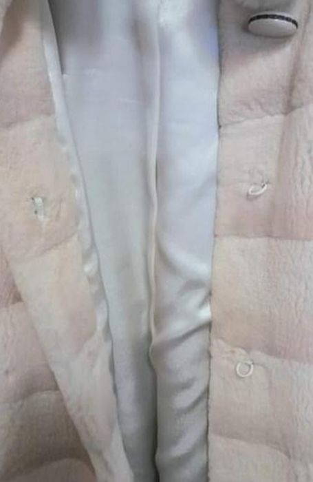 Шубка полушубок из белой натуральной норки для невесты