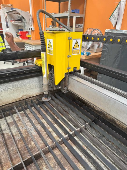 Ploter CNC SPARTUS® Pro Gladiator 2050 z plazmą Powermax105