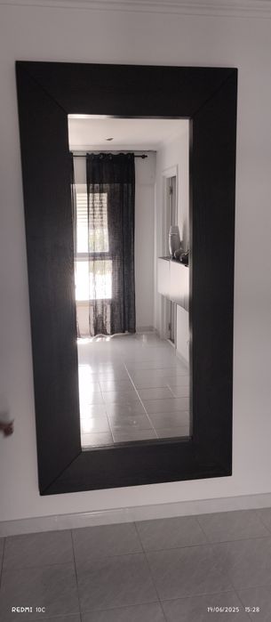 Vendo espelho usado mas  em bom estado