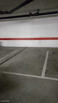Lugar de estacionamento em garagem comum