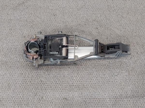 Puxador porta trás esquerdo VOLKSWAGEN Golf V (1K1)