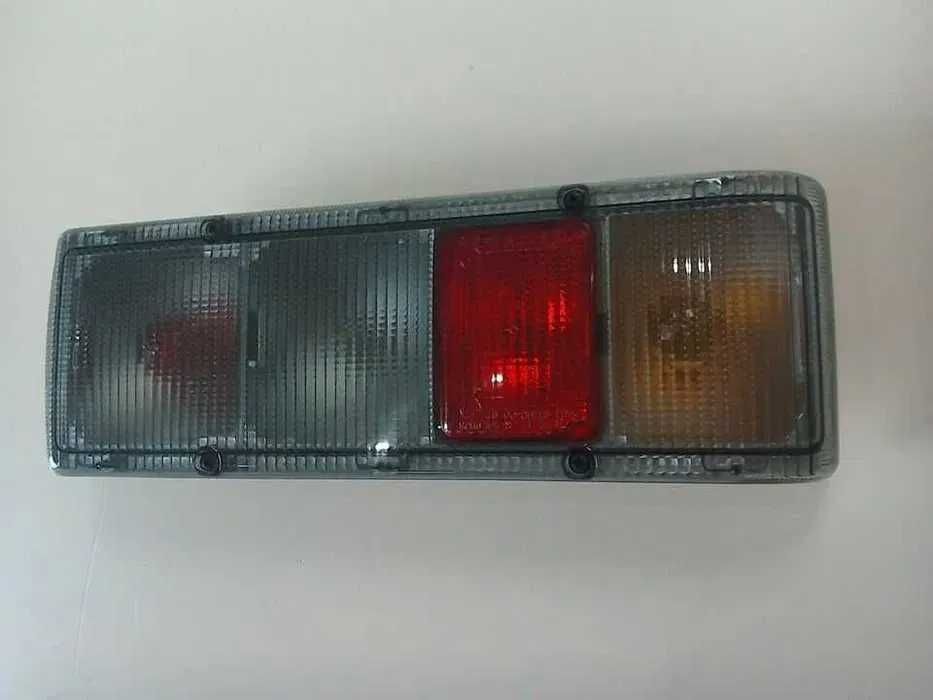 Lampa Britax  Przyczepa kamper