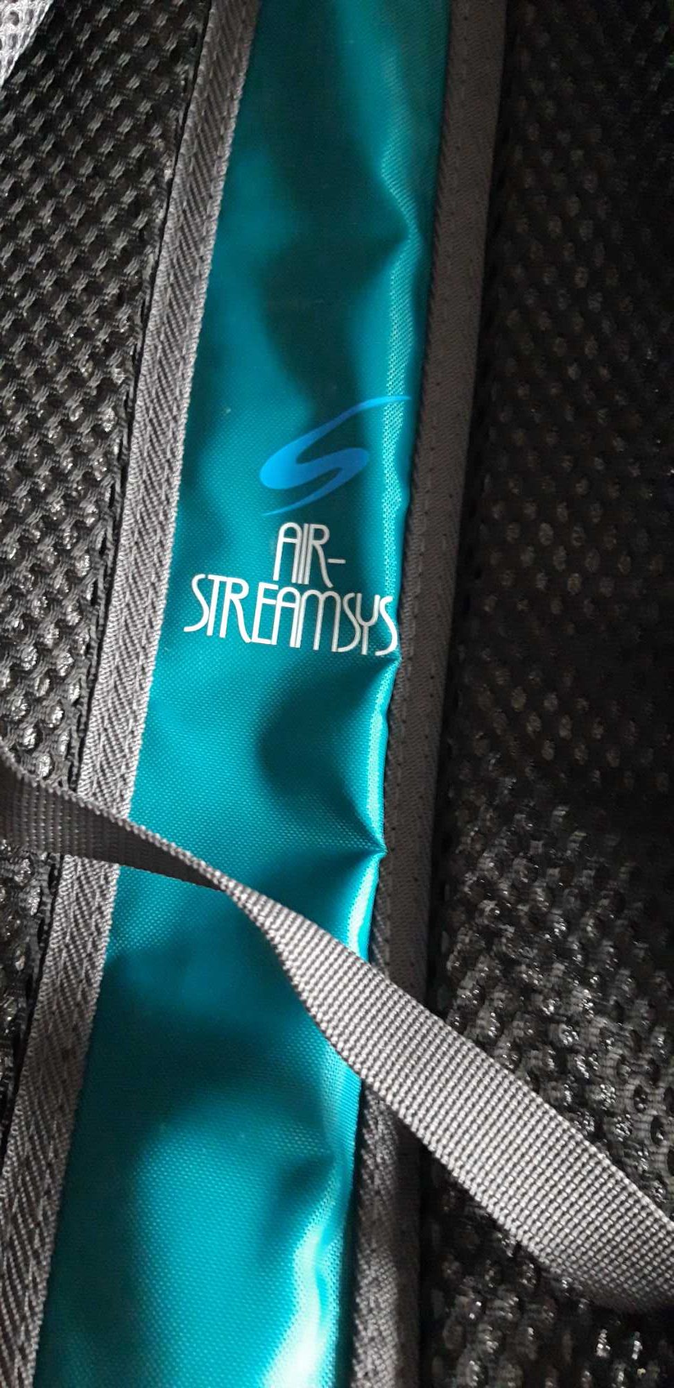 Mochila de trekking, caminhada, montanhismo - Artigo NOVO.