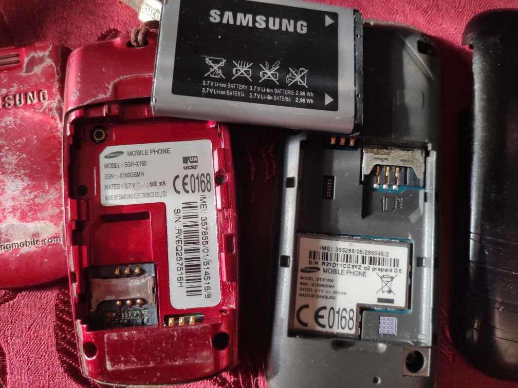 Samsung SGH-X160 Alcatel 219C