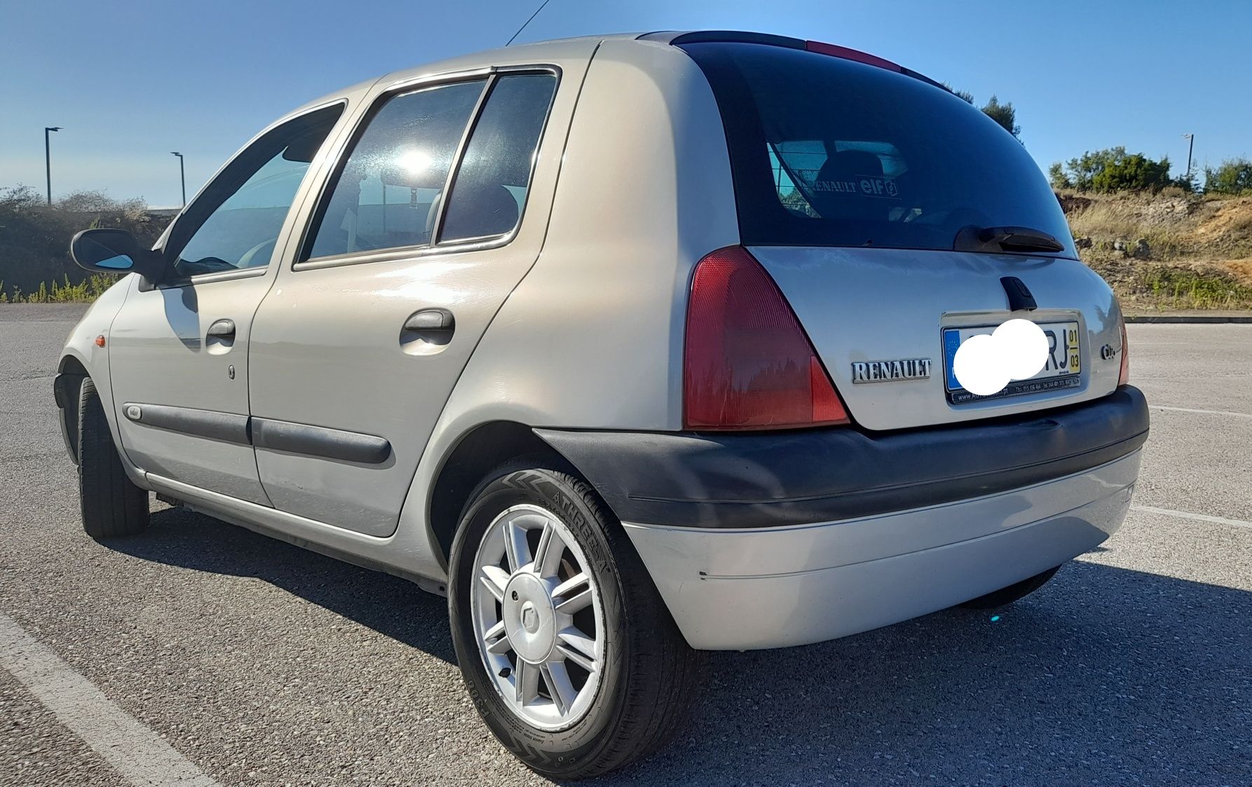 Renault Clio 2 1.6 16v initiale paris