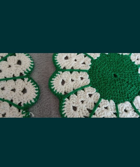 Serwetki, podkładki 4 sztuki