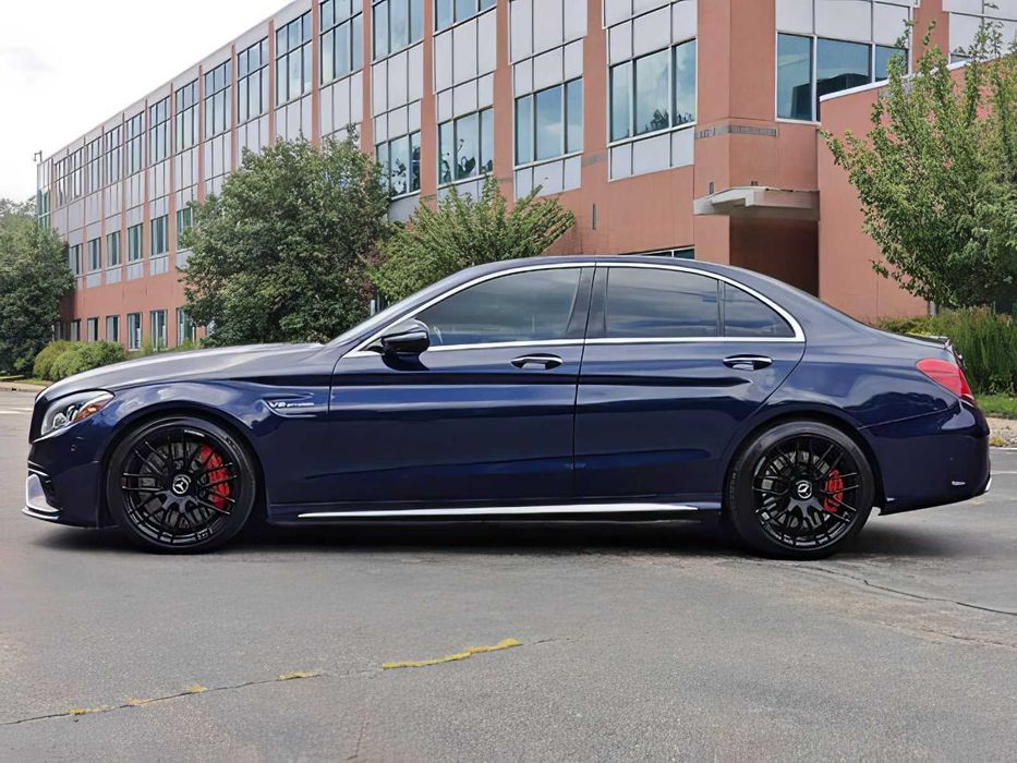 Mercedes-Benz C 63 S AMG      2017
