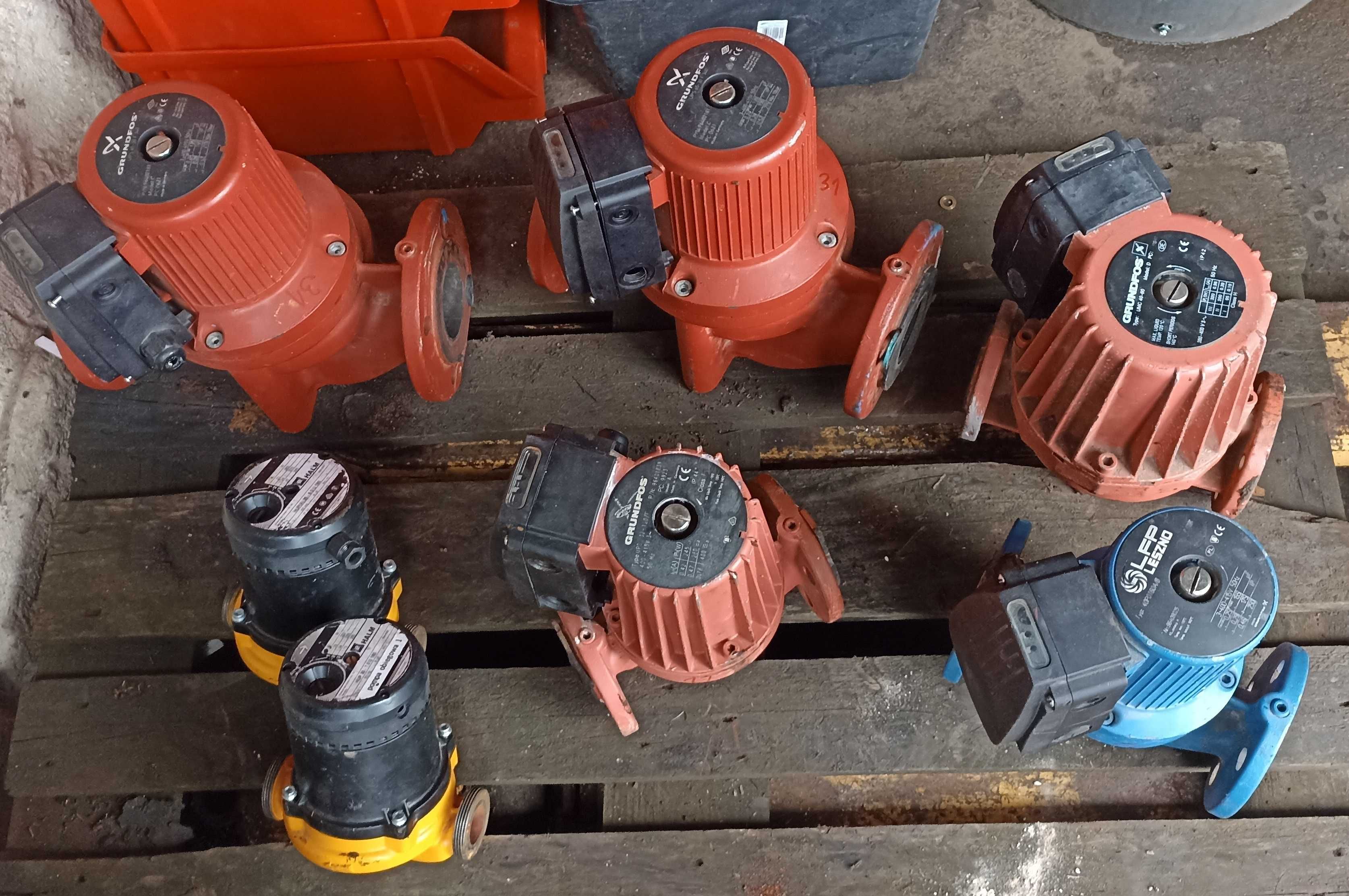Pompy obiegowe GRUNDFOS, LFP Leszno, Halm  - 5szt.