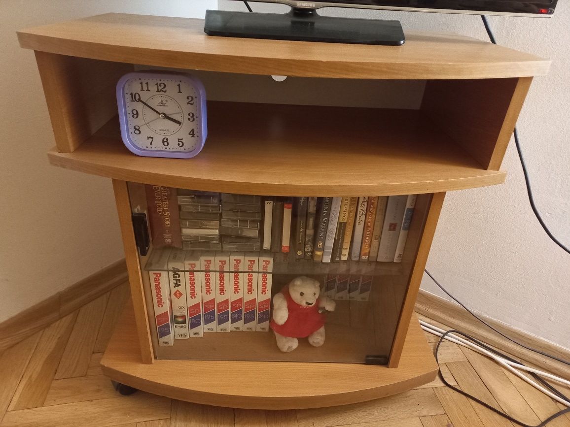 Szafka pod Telewizor z kółkami
