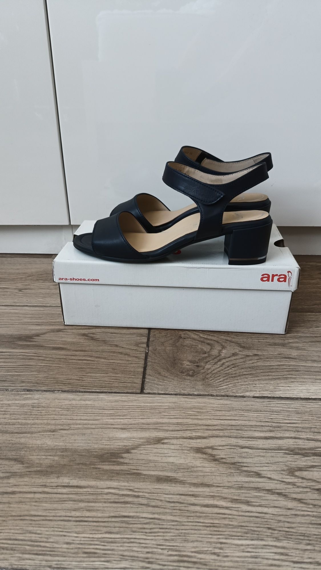 Nowe czółenka obcasy skóra naturalna Ara Toulouse High Soft rozmiar 40
