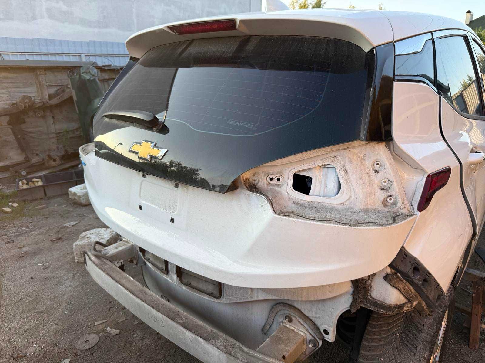 Крышка багажника CHEVROLET BOLT EV кришка ляда болт запчасти разборка