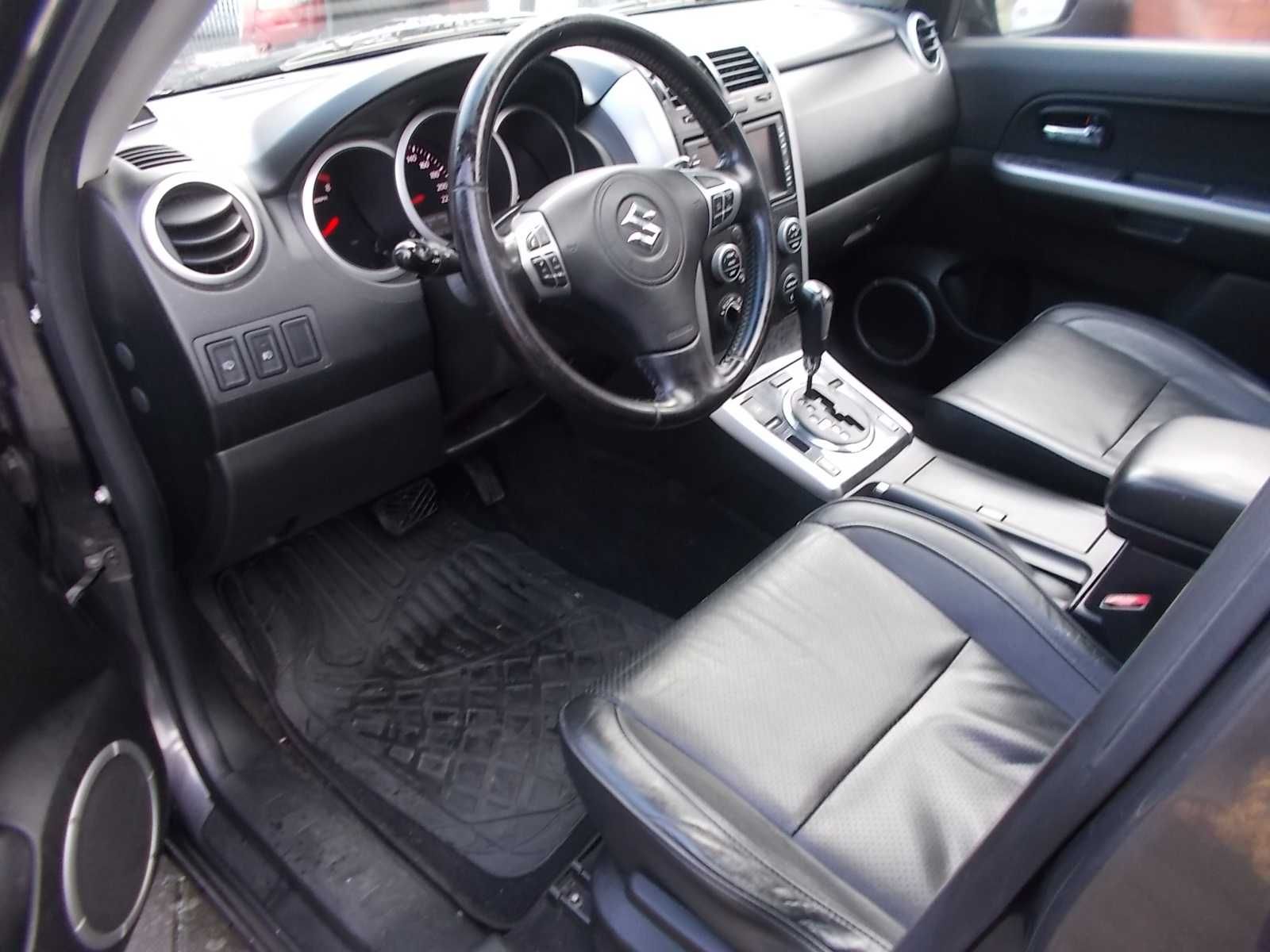 Suzuki Grand Vitara 3,2 Navi-Dvd Skóra Xsenon Szyberdach