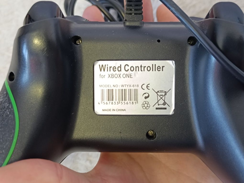 Джойстик Xbox one wired controller
