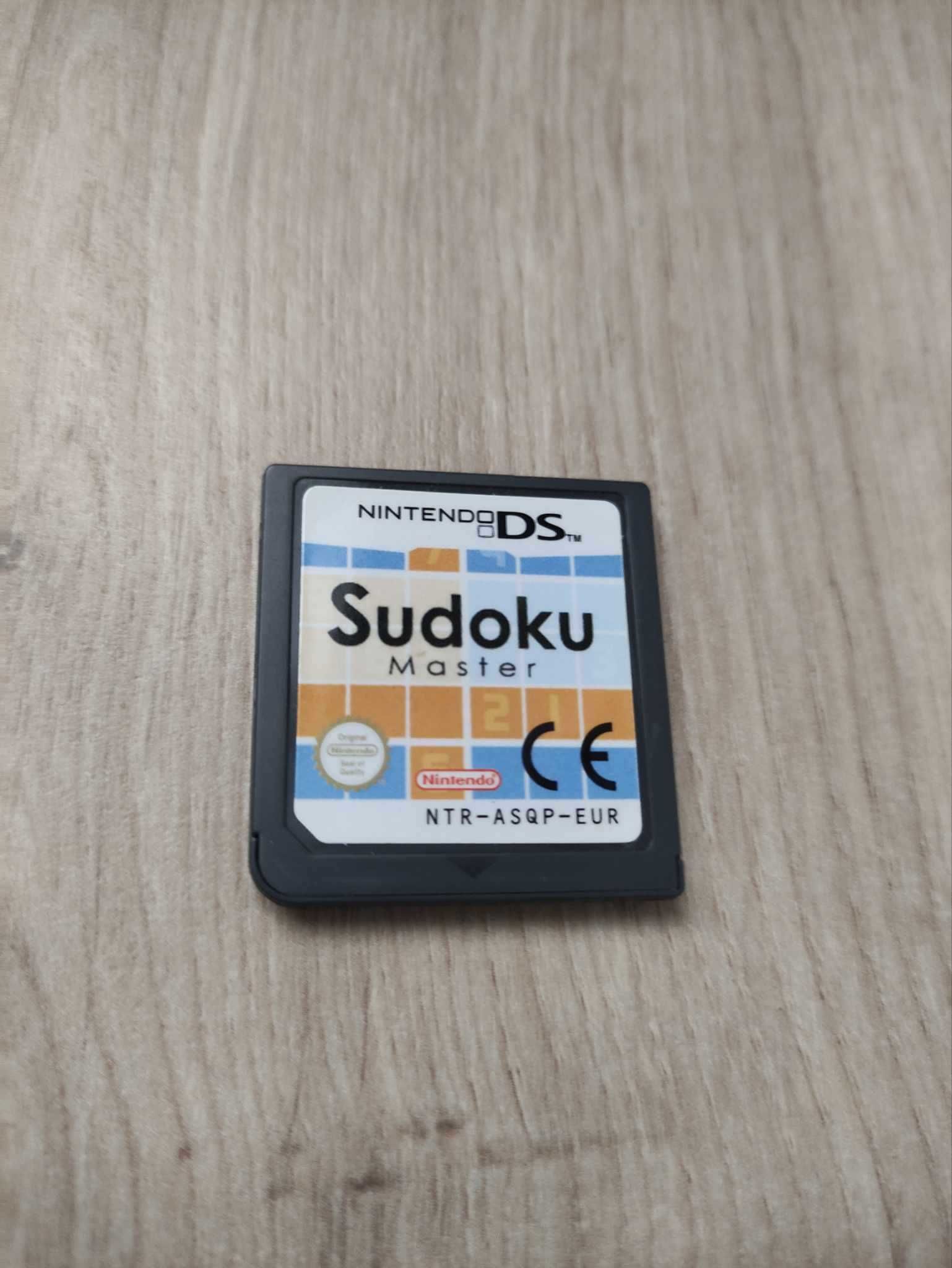 Zestaw Nintendo DS 3 gry + 3 pudełka