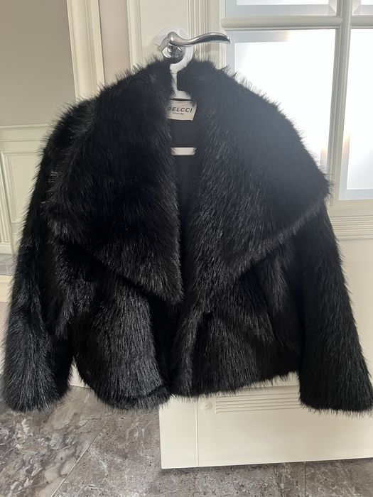Czarne futerko M/L