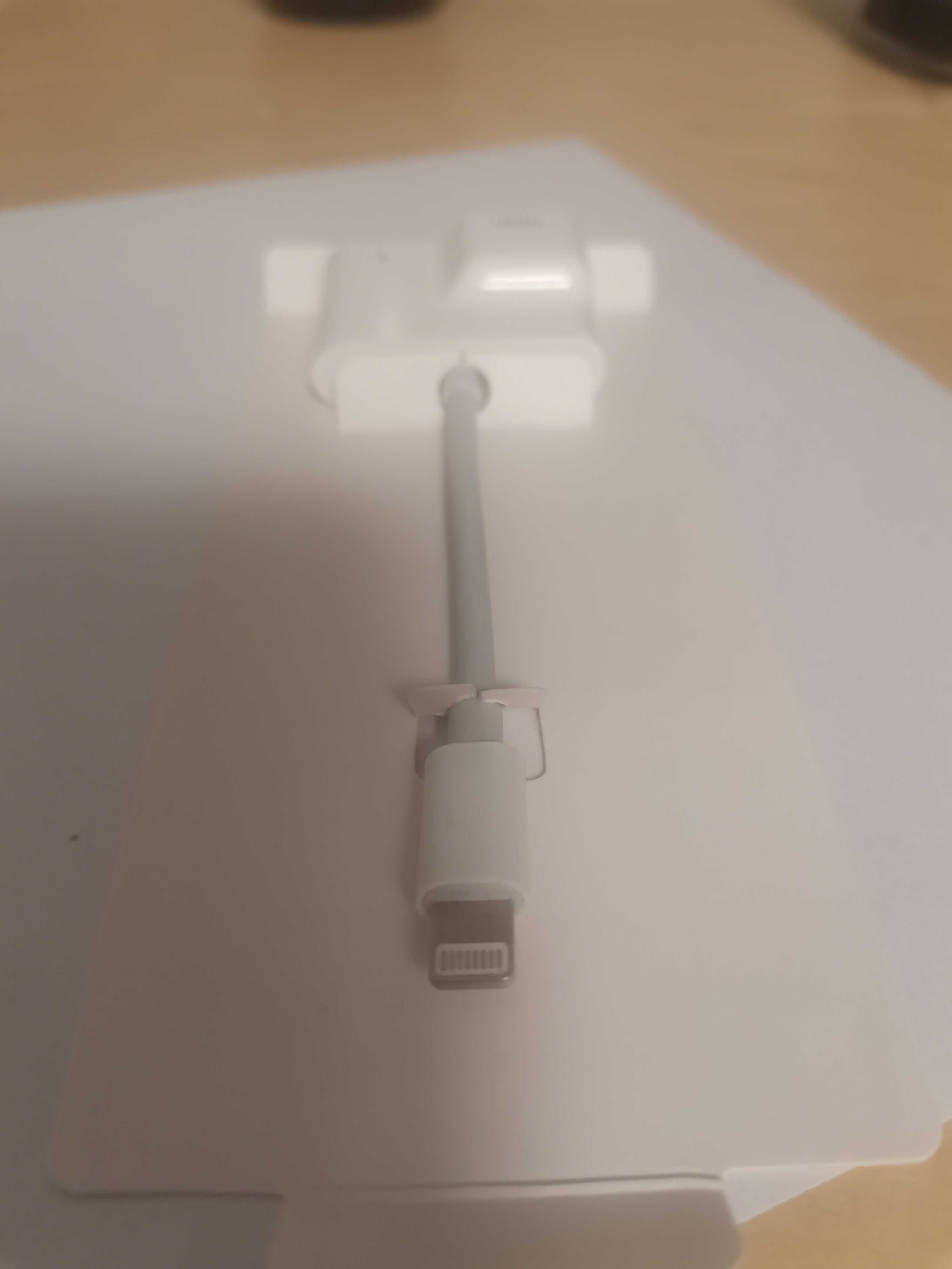 Lightning digital AV adapter HDMI iPhone iPad iPod
