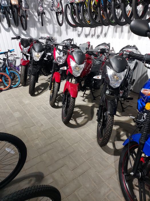 Мотоцикли LІFAN 200см.м.умань магазин