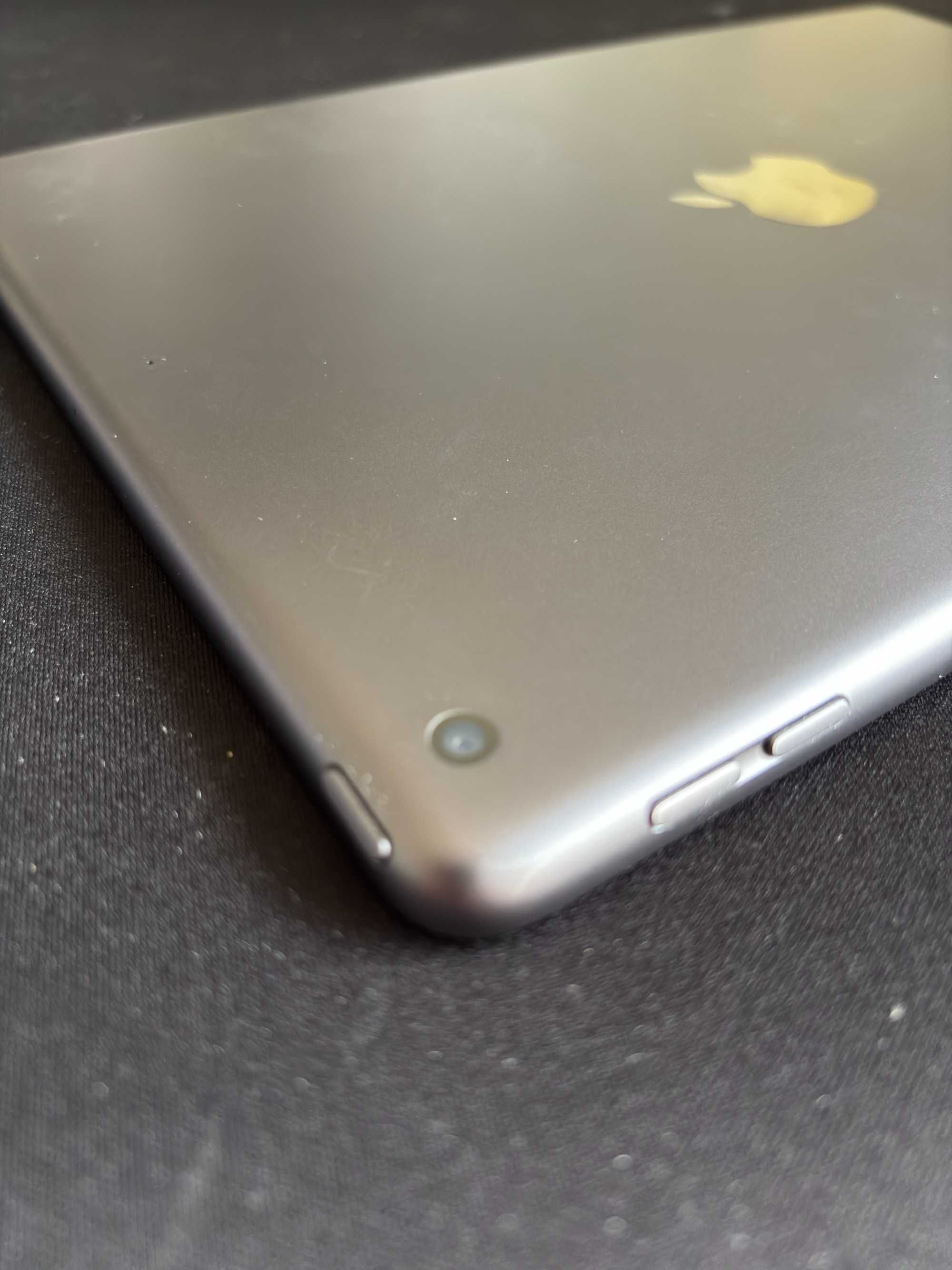 Apple iPad 9. generacji Wi-Fi 64GB – Space Gray