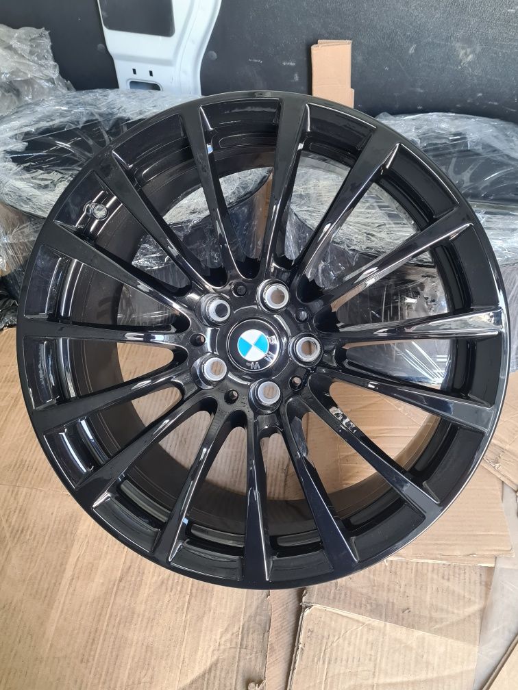 Komplet nowe  felgi orginał BMW 8j r18 5 g30 g31 3 g20 g21 5x112