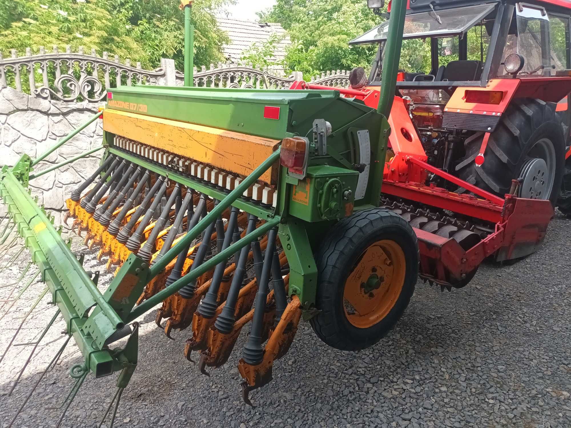 Agregat uprawowo siewny Niemeyer KR3020 Super + Siewnik Amazone D7/30