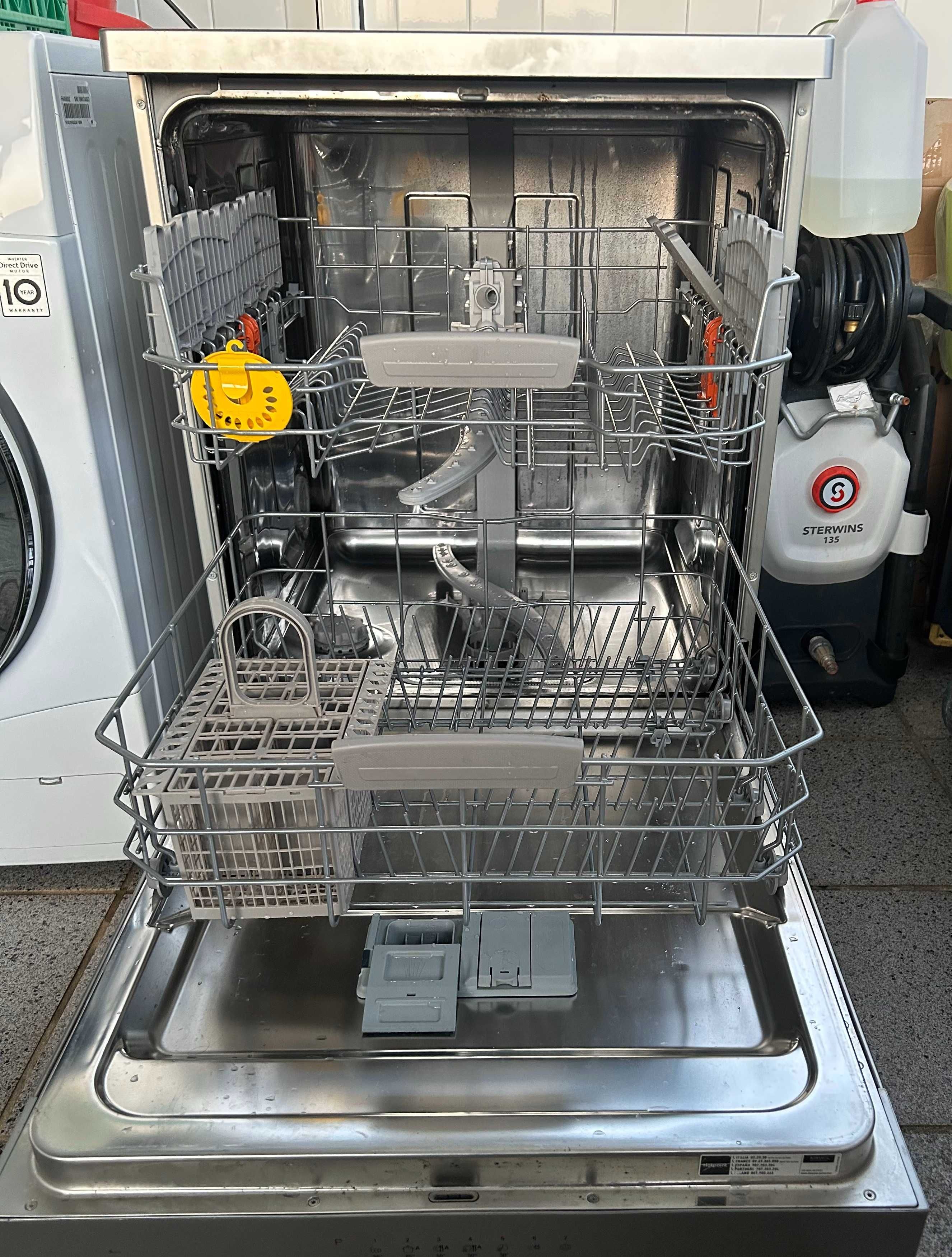 Maquina de Lavar Louça HOTPOINT ARISTON INOX
