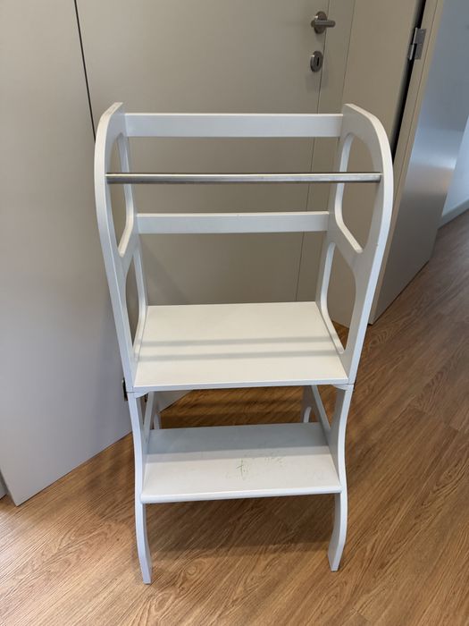 Ette Tete Step’nSit Montesorri Torre e mesa  de aprendiagem 2 em 1