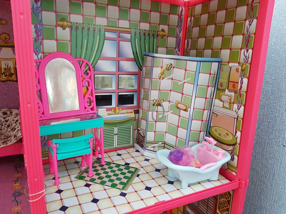 Ляльковий будинок Мілана