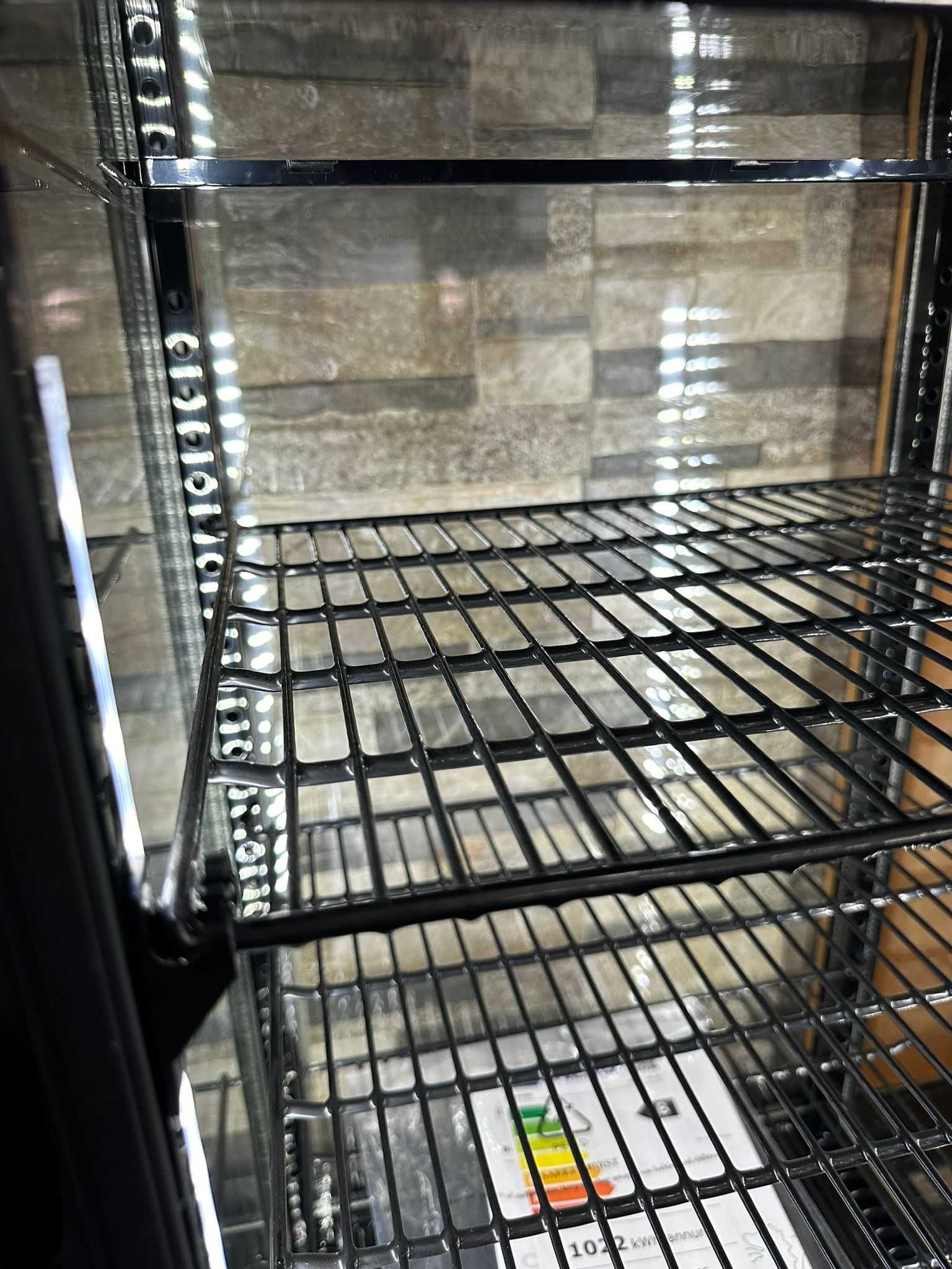 Vitrine Refrigerada NOVA nunca usada