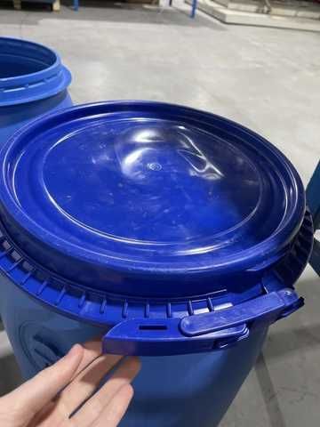 Недорого! Бочка пластикова біла харчова, чорна ,рукомийник,душ