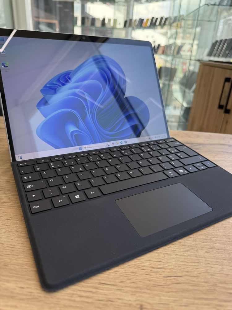 Microsoft surface pro 11 snapdragon/32gb/1tb oled 120гц сюрфейс