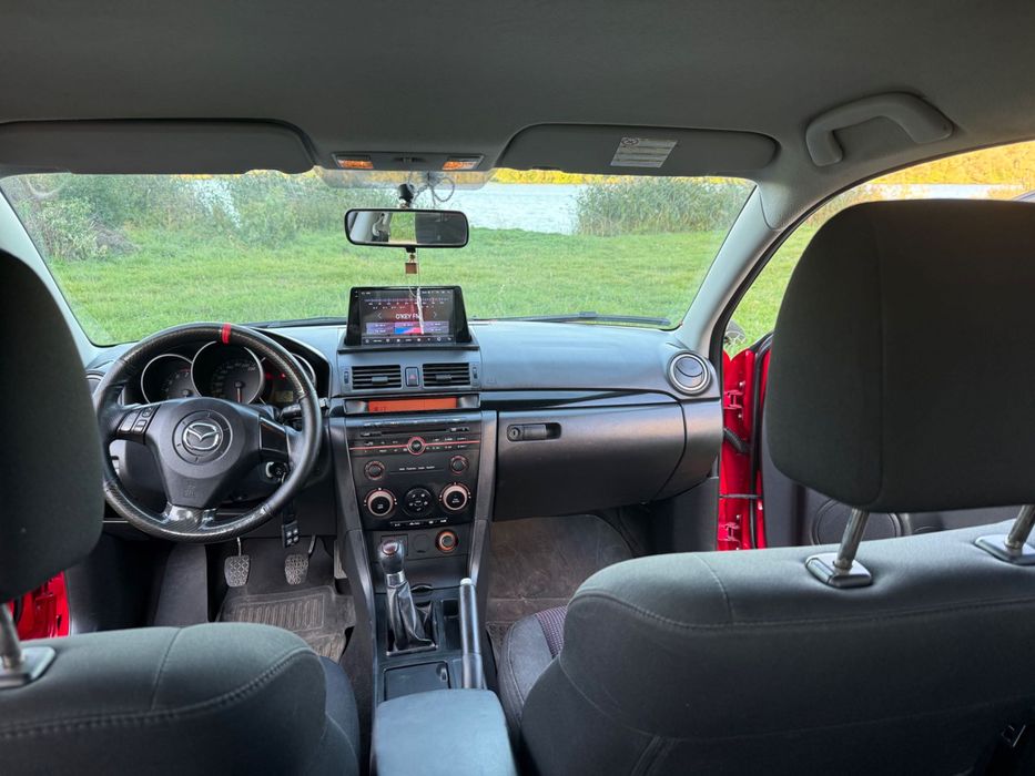 Продам автомобіль Mazda 3