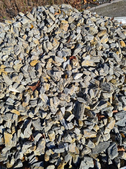 Kora Kamienna , Łupek , Kamień ozdobny