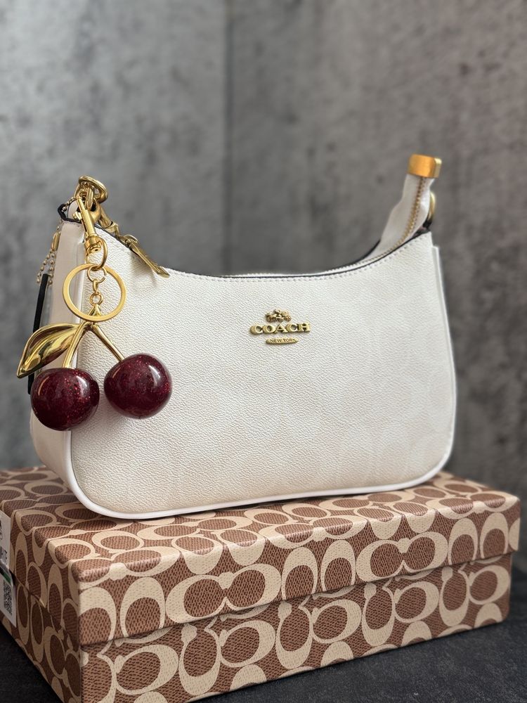 Продам сумочку Coach Teri White Shoulder
