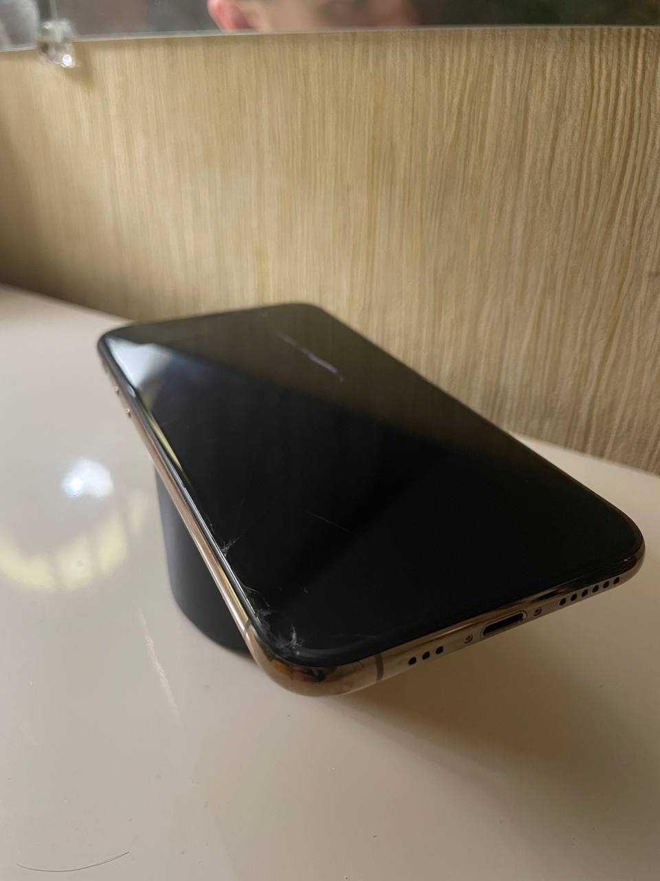 IPhone XS на 64 GB