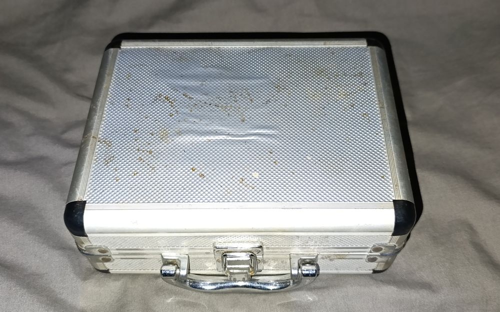 Кейс , бокс.ціна 200гр.