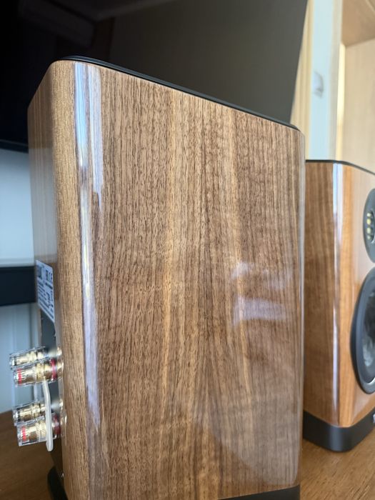 Elac vela 403 kolumny