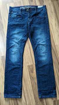 Spodnie jeansowe Firetrap rozmiar 34L, dobra jakość i stan