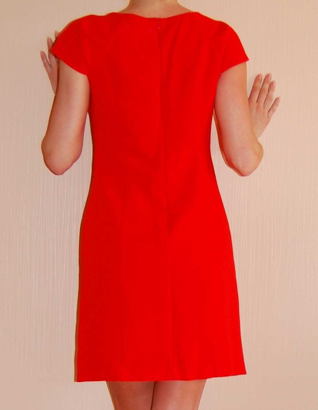 Коктейльное красное платье с оригинальными бантами. НОВОЕ!