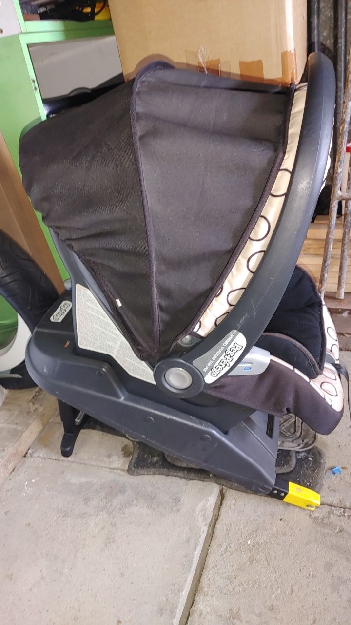 Fotelik nosidełko isofix base Peg-Perego primo viaggio tri fix