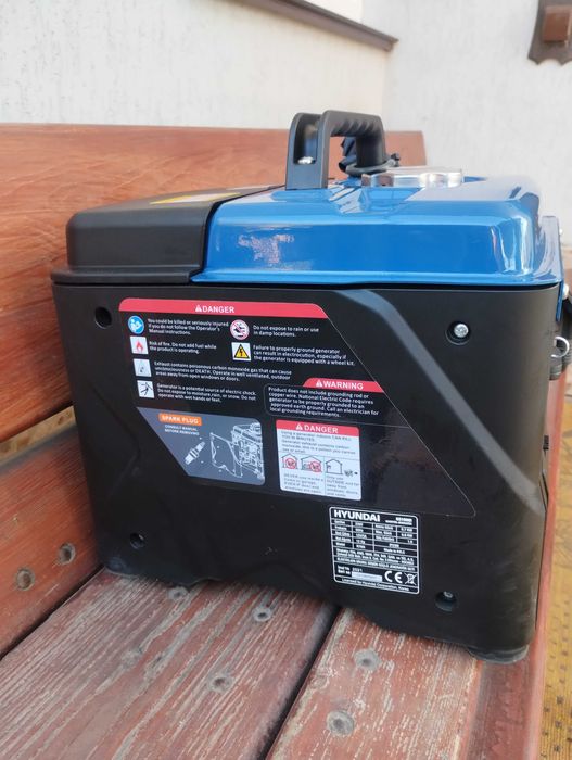 Продам генератор HYUNDAI GS1000I