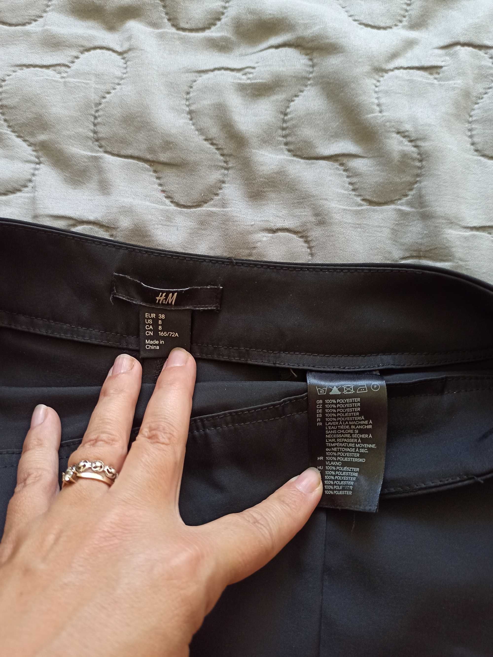 Elegancka spódnica H&M 38 czarna wyjściowa