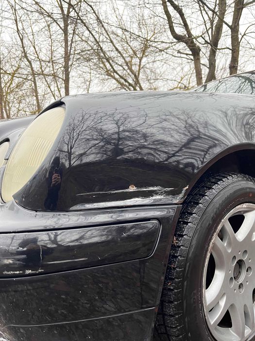 Mercedes E200 (W210) 2.0 л, газ/бензин, автомат