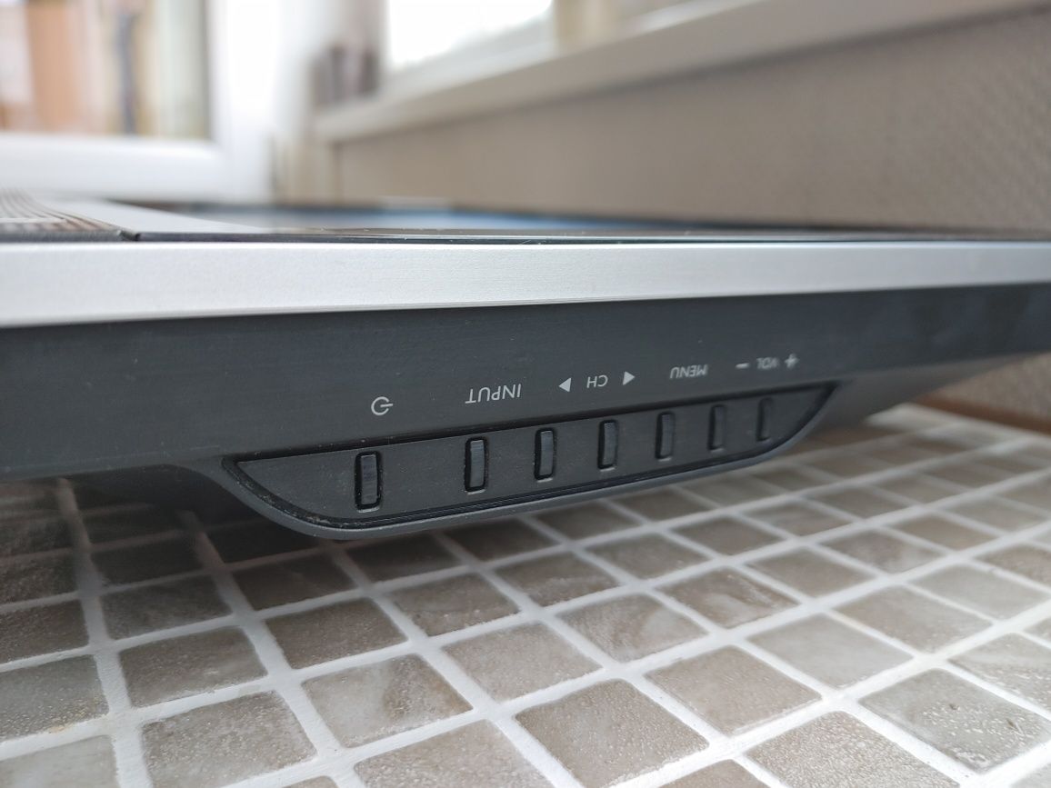 Монітор 22" BenQ SE2241 Black