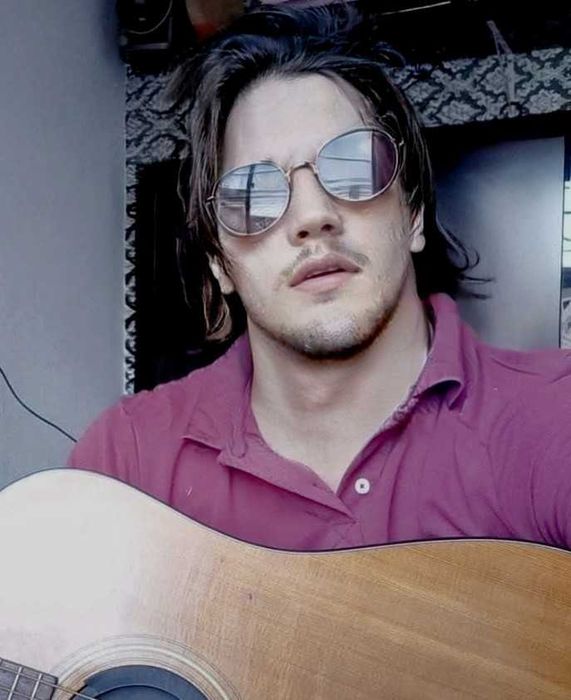 MÚSICA AO VIVO PARA SEU EVENTO E FESTA EMPRESARIAL OU CASAMENTOS