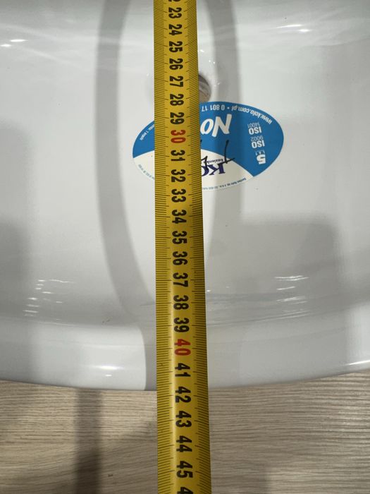 Umywalka koło 50x42 biała